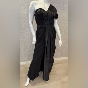 Elegant Black Evening Gown